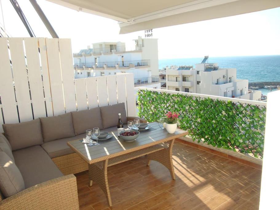 Апартаменты Centre Penthouse With Seaview Ираклион Экстерьер фото